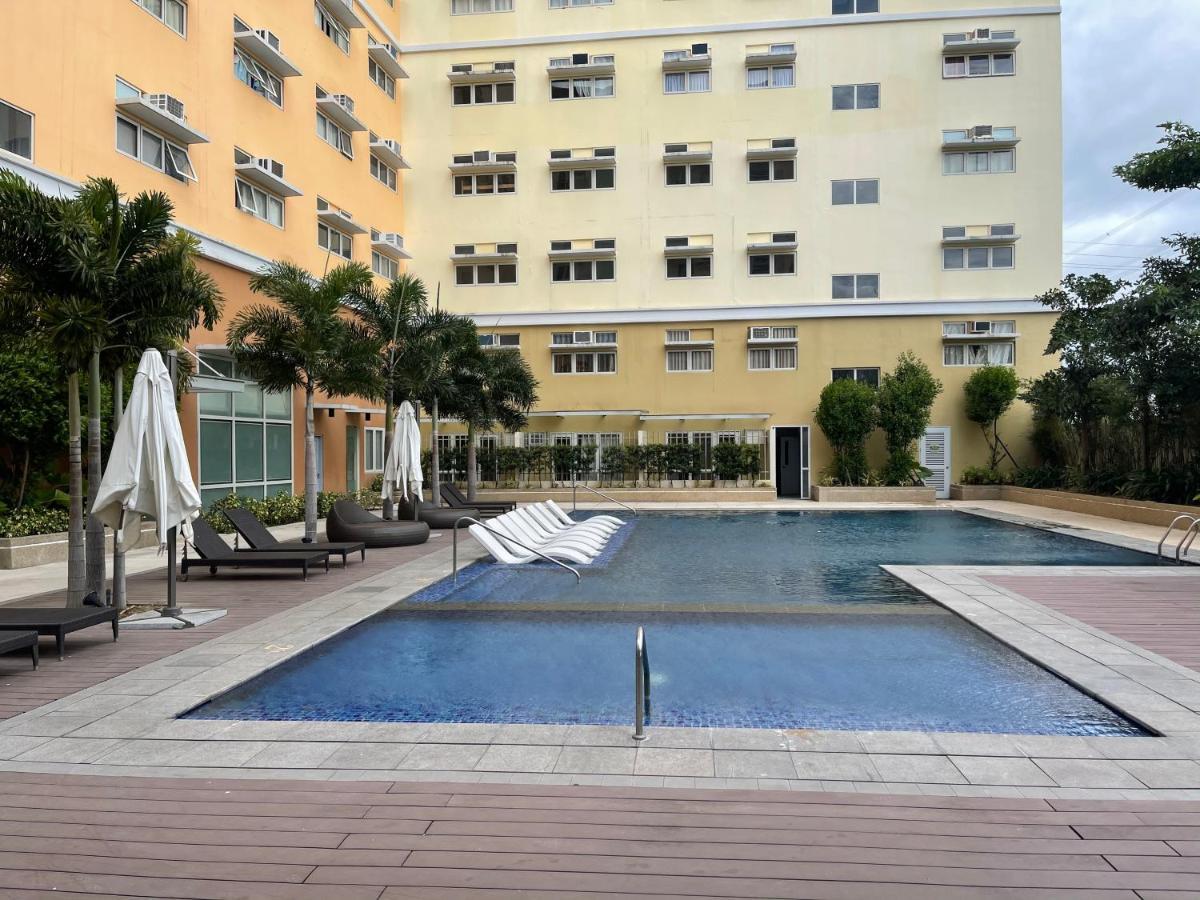 Khentdrick'S Place At Holland Park Southwoods Binan Bagian luar foto